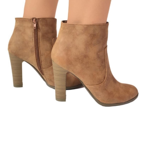 Dainty Hooligan Shoes - booties